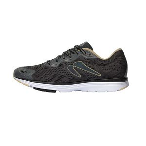 Men's Newton CU Buffalo Special Edition Running Shoes Black / Gold / White | PH-346582